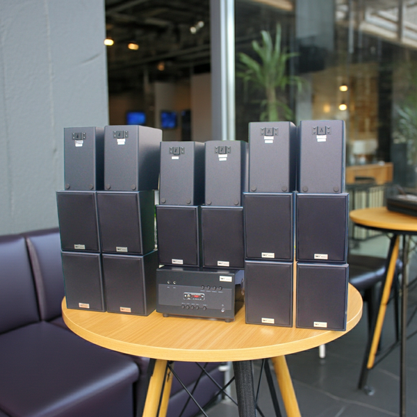 Loa treo tường, phát nhạc nền thông báo: A1800 Goldsound 4 vùng âm lượng 1800w + 16 loa Goldsound V40C 40w, Amply 4 - 6 vùng âm lượng, loa được thiết kế riêng cho quán, bật lớn không tạp âm, miễn phí công lắp đặt, bảo hành dài hạn 5 năm.