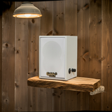 Loa không dây treo tường V27 UHF Goldsound, công suất 27w, loa bass 3 inch, kích thước rộng 12.6 cm, cao 18 cm, sâu 13 cm, bảo hành dài hạn 5 năm.