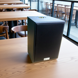 Loa treo tường V70C-PU_SG (số lượng 01 loa), công suất 70w, loa Bass 5.25 inch, treble 10 cm, kích thước rộng 22.5 cm, cao 32.5 cm, sâu 24.5 cm, phủ da cao cấp, bảo hành dài hạn 5 năm.