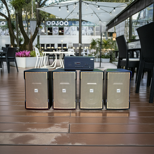 Dàn loa Sân khấu: 1 Amply A928 2 vùng âm lượng 1500w + 4 loa Goldsound V238 Gold 238w, loa được thiết kế riêng cho quán, bật lớn không tạp âm, miễn phí công lắp đặt, bảo hành dài hạn 5 năm.