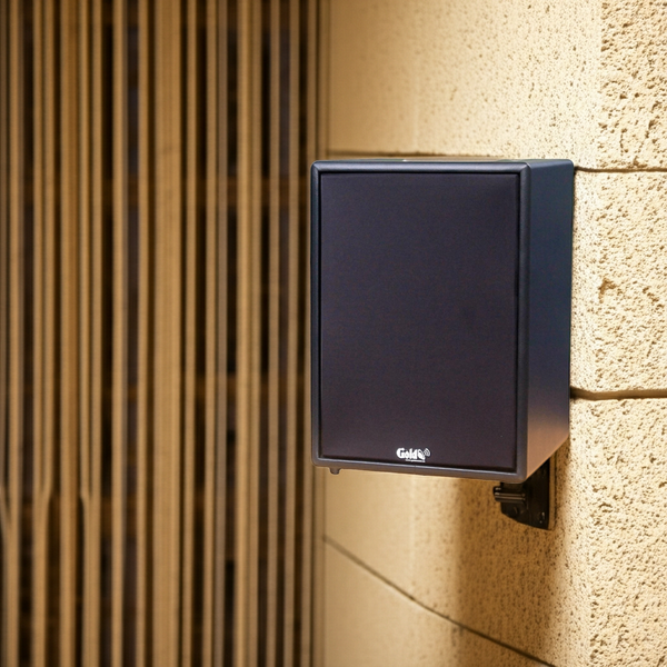 Loa V230 Goldsound (Số lượng 1 loa) công suất 200w, loa bass 25 cm, treble 10 cm, kích thước rộng 32 cm, cao 47 cm, sâu 31 cm, bảo hành dài hạn 5 năm.