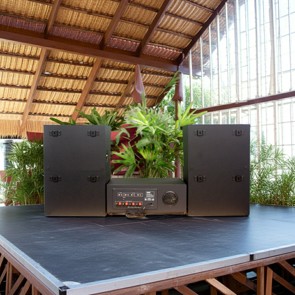 Dàn loa treo tường: Amply A917-4K + 4 loa V130NT, Amply 4 - 6 vùng âm lượng, loa được thiết kế riêng, bật lớn không tạp âm, miễn phí công lắp đặt, bảo hành dài hạn 5 năm.