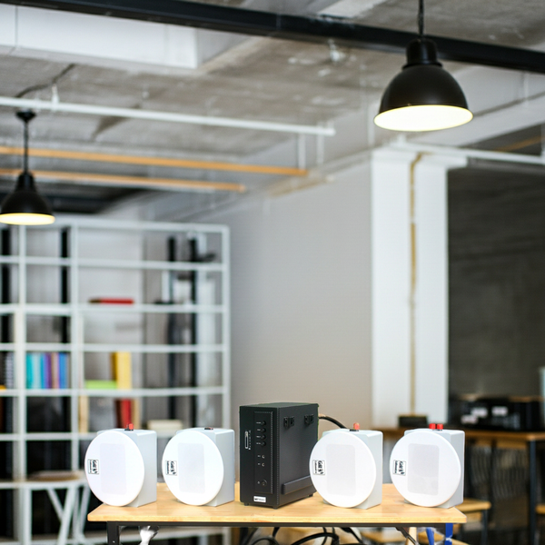 Loa âm trần thông báo, phát nhạc nền tự động: Amply AMT154 + 4 VAT28, loa được thiết kế riêng cho quán, bật lớn không tạp âm, miễn phí công lắp đặt, bảo hành dài hạn 5 năm.