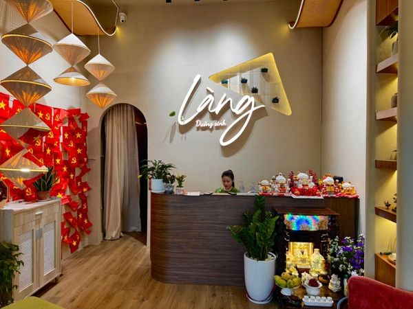Loa treo tường phát nhạc nền cho Làng Dưỡng Sinh, Khánh Hoà, loa được thiết kế riêng cho quán, bật lớn không tạp âm, miễn phí công lắp đặt, bảo hành dài hạn 5 năm