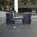 Dàn loa sân vườn: Amply A1800 + 4 V130NT, Amply 4 - 6 vùng âm lượng, loa được thiết kế riêng, bật lớn không tạp âm, miễn phí công lắp đặt, bảo hành dài hạn 5 năm.