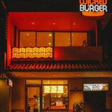 Loa âm trần phát nhạc nền cho nhà hàng Wicked Burger, Hà Nội, loa được thiết kế riêng cho quán, bật lớn không tạp âm, miễn phí công lắp đặt, bảo hành dài hạn 5 năm