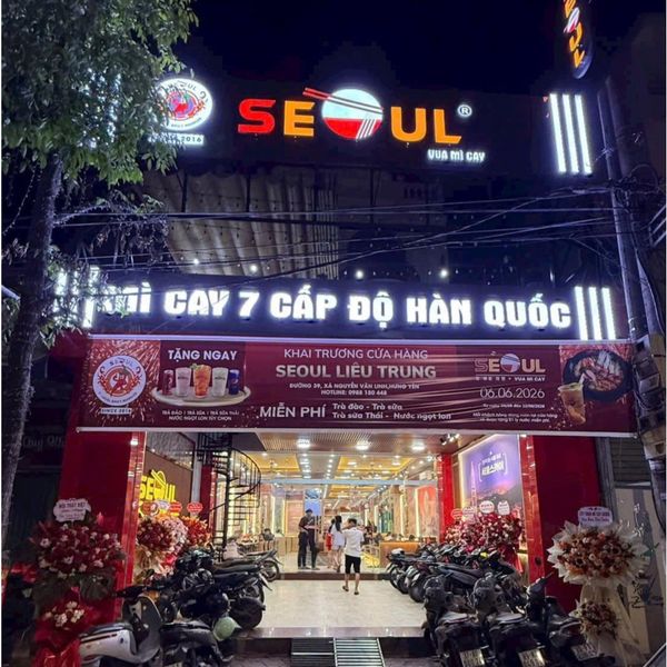 Loa treo tường phát nhạc nền cho nhà hàng Mì Cay SEOUL Liêu Trung, Hưng Yên, loa được thiết kế riêng cho quán, bật lớn không tạp âm, miễn phí công lắp đặt, bảo hành dài hạn 5 năm