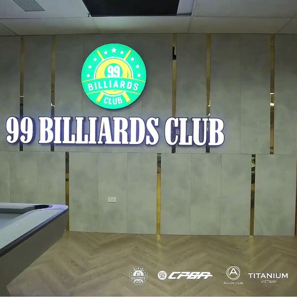 Loa treo tường phát nhạc nền cho 99 Billiards Club cơ sở 12, Hà Nội, loa được thiết kế riêng cho quán, bật lớn không tạp âm, miễn phí công lắp đặt, bảo hành dài hạn 5 năm