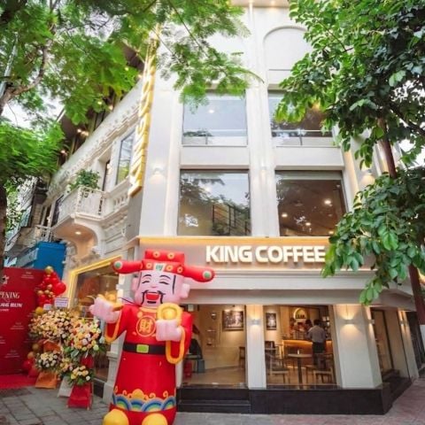 Loa treo tường phát nhạc nền cho King Coffee Hàng Bún, Hà Nội, loa được thiết kế riêng cho quán, bật lớn không tạp âm, miễn phí công lắp đặt, bảo hành dài hạn 5 năm
