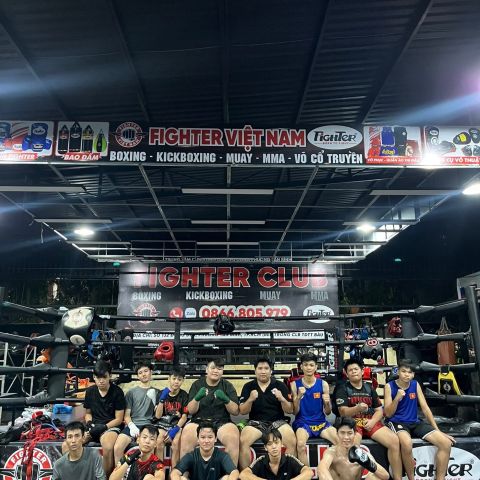 Loa treo tường thông báo, phát nhạc nền cho Clb Võ Thuật Fighter P. Tân Bình, TP.HCM, loa được thiết kế riêng cho quán, bật lớn không tạp âm, miễn phí công lắp đặt, bảo hành dài hạn 5 năm