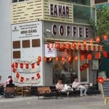 Loa treo tường không dây, phát nhạc nền cho Eakar Coffee, TP.HCM, loa được thiết kế riêng cho quán, bật lớn không tạp âm, miễn phí công lắp đặt, bảo hành dài hạn 5 năm