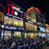 Loa treo tường phát nhạc nền cho nhà hàng Mì cay Seoul Phước Thiền, Đồng Nai, loa được thiết kế riêng cho quán, bật lớn không tạp âm, miễn phí công lắp đặt, bảo hành dài hạn 5 năm