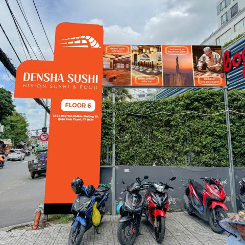 Loa treo tường phát nhạc nền cho nhà hàng Densha Sushi, TP. HCM, loa được thiết kế riêng cho quán, bật lớn không tạp âm, miễn phí công lắp đặt, bảo hành dài hạn 5 năm