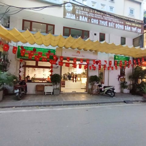 Loa treo tường phát nhạc nền cho tiệm bánh Canari Cake, Hà Nội loa được thiết kế riêng cho quán, bật lớn không tạp âm, miễn phí công lắp đặt, bảo hành dài hạn 5 năm
