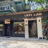 Loa treo tường phát nhạc nền cho quán Lofi Lab, Hà Nội, loa được thiết kế riêng cho quán, bật lớn không tạp âm, miễn phí công lắp đặt, bảo hành dài hạn 5 năm