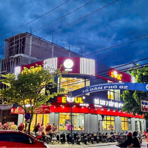 Loa treo tường phát nhạc nền cho Mì Cay SEOUL Điện Biên Phủ, Điện Biên, loa được thiết kế riêng cho quán, bật lớn không tạp âm, miễn phí công lắp đặt, bảo hành dài hạn 5 năm