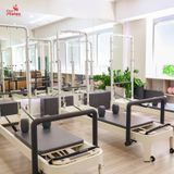 Loa treo tường phát nhạc nền cho FourT Pilates Academy - Phú Mỹ Hưng, TP. HCM, loa được thiết kế riêng cho quán, bật lớn không tạp âm, miễn phí công lắp đặt, bảo hành dài hạn 5 năm