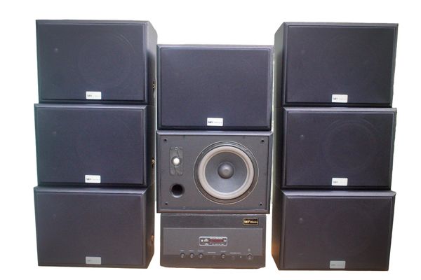 [Diện tích 240m2 + 02 Kênh] Amply A901 + 8 V130, Amply hai vùng âm lượng, loa được thiết kế riêng cho quán, bật lớn không tạp âm, miễn phí công lắp đặt, bảo hành dài hạn 5 năm.