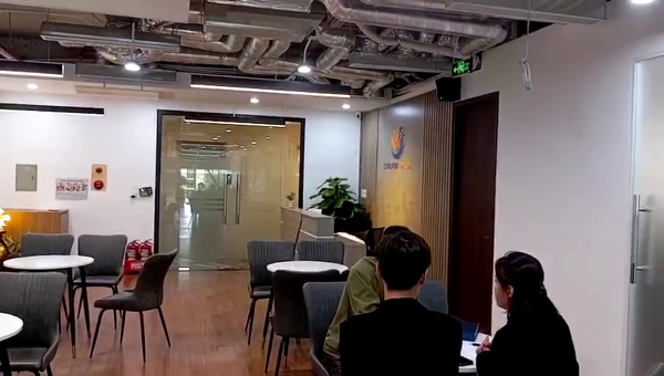 Loa Goldsound cho công ty New Stars, Hà Nội, loa được thiết kế riêng cho quán, bật lớn không tạp âm, miễn phí công lắp đặt, bảo hành dài hạn 5 năm