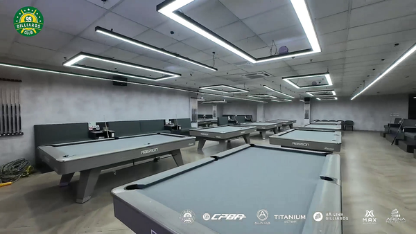Loa treo tường phát nhạc nền cho 99 Billiards Club cơ sở 12, Hà Nội, loa được thiết kế riêng cho quán, bật lớn không tạp âm, miễn phí công lắp đặt, bảo hành dài hạn 5 năm