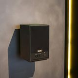 Loa treo tường không dây C50 UHF Goldsound (1 chiếc), công suất 50w, loa bass 5 inch, treble 2 inch, kích thước rộng 20 cm, cao 32 cm, sâu 20 cm, phủ da cao cấp, bảo hành dài hạn 5 năm.