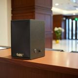 Loa không dây treo tường V30 UHF Goldsound, công suất 30w, loa bass 3 inch, kích thước rộng 14.5 cm, cao 21.5 cm, sâu 15 cm, bảo hành dài hạn 5 năm.