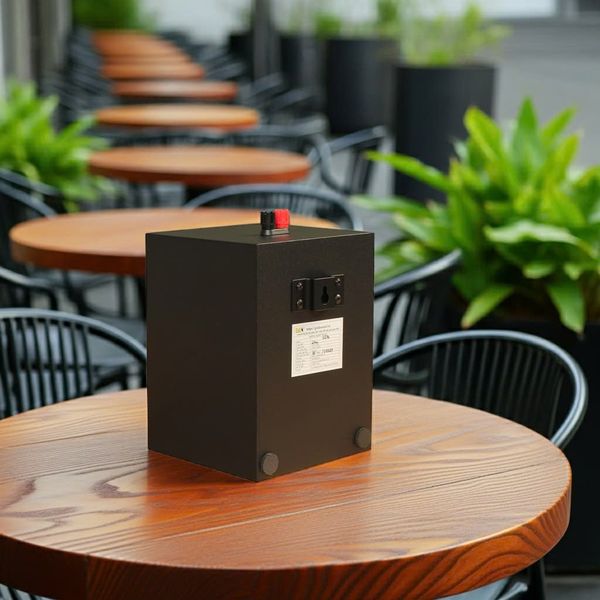 Loa hộp treo tường C24 (số lượng 01 loa), công suất 22w, loa bass 4 inch, kích thước rộng 16 cm, cao 22.5 cm, sâu 16.5 cm, bảo hành dài hạn 5 năm.