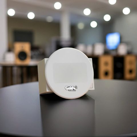 Loa âm trần không dây VAT37 UHF Goldsound (số lượng 01 loa), công suất 30w, loa bass 3 inch, kích thước rộng 19.5 cm, cao 12.5 cm, sâu 10.5 cm, chất liệu thùng gỗ 100%, bảo hành dài hạn 5 năm.