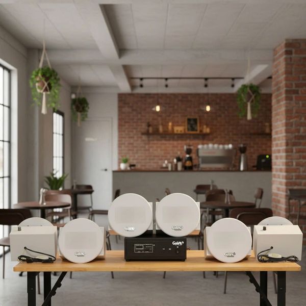 Dàn loa âm trần không dây: 01 amply A57 Goldsound + 6 loa âm trần không dây VAT30 UHF Goldsound, loa được thiết kế riêng cho quán, bật lớn không tạp âm, bảo hành dài hạn 5 năm.