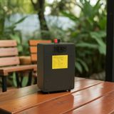Loa vệ tinh treo tường V40PU, công suất 40w, loa bass 5.25 inch, kích thước rộng 18 cm, cao 25 cm, sâu 11 cm, bảo hành dài hạn 5 năm.