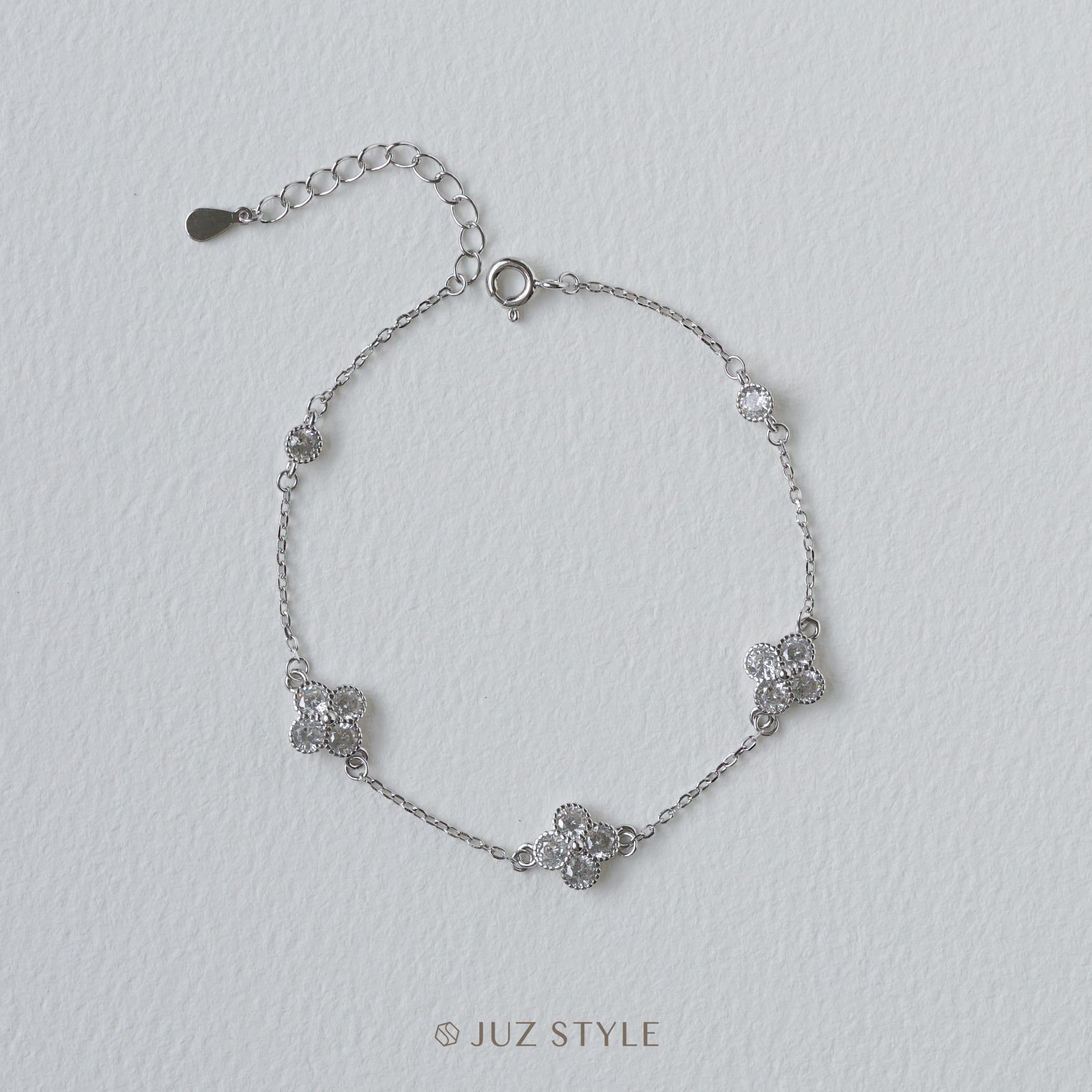  Lắc tay bạc Triple Clovers Cz 