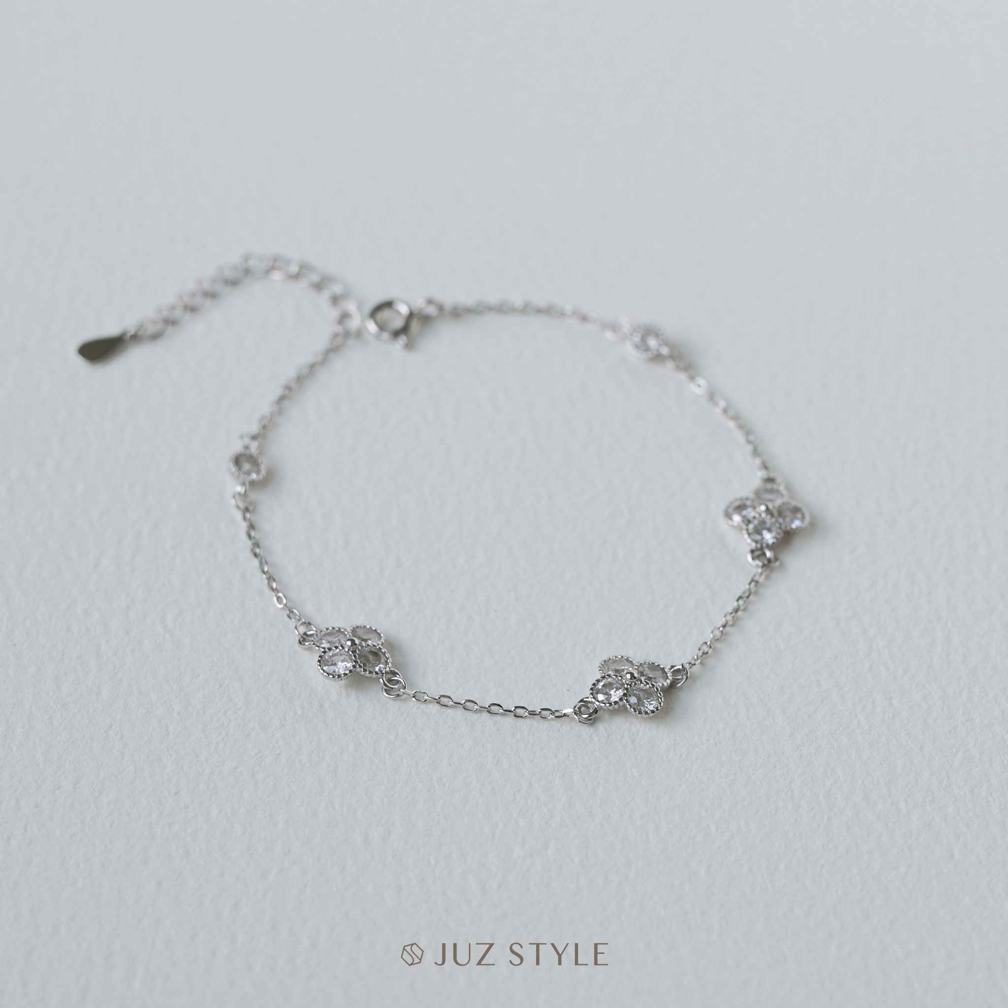  Lắc tay bạc Triple Clovers Cz 