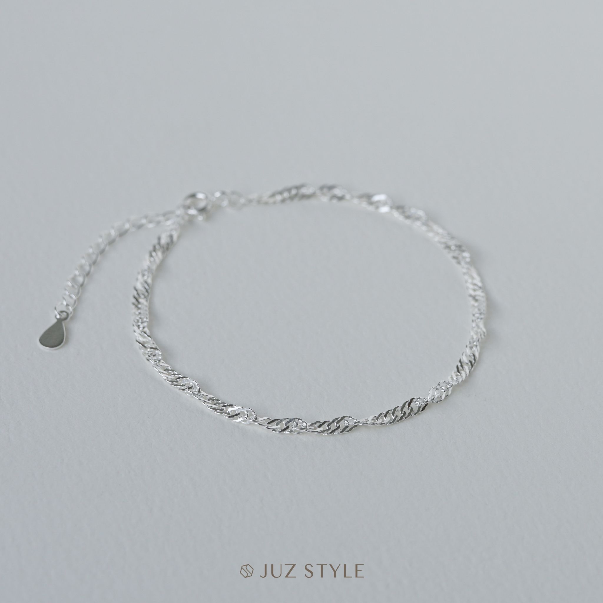  Lắc tay bạc Twisted 