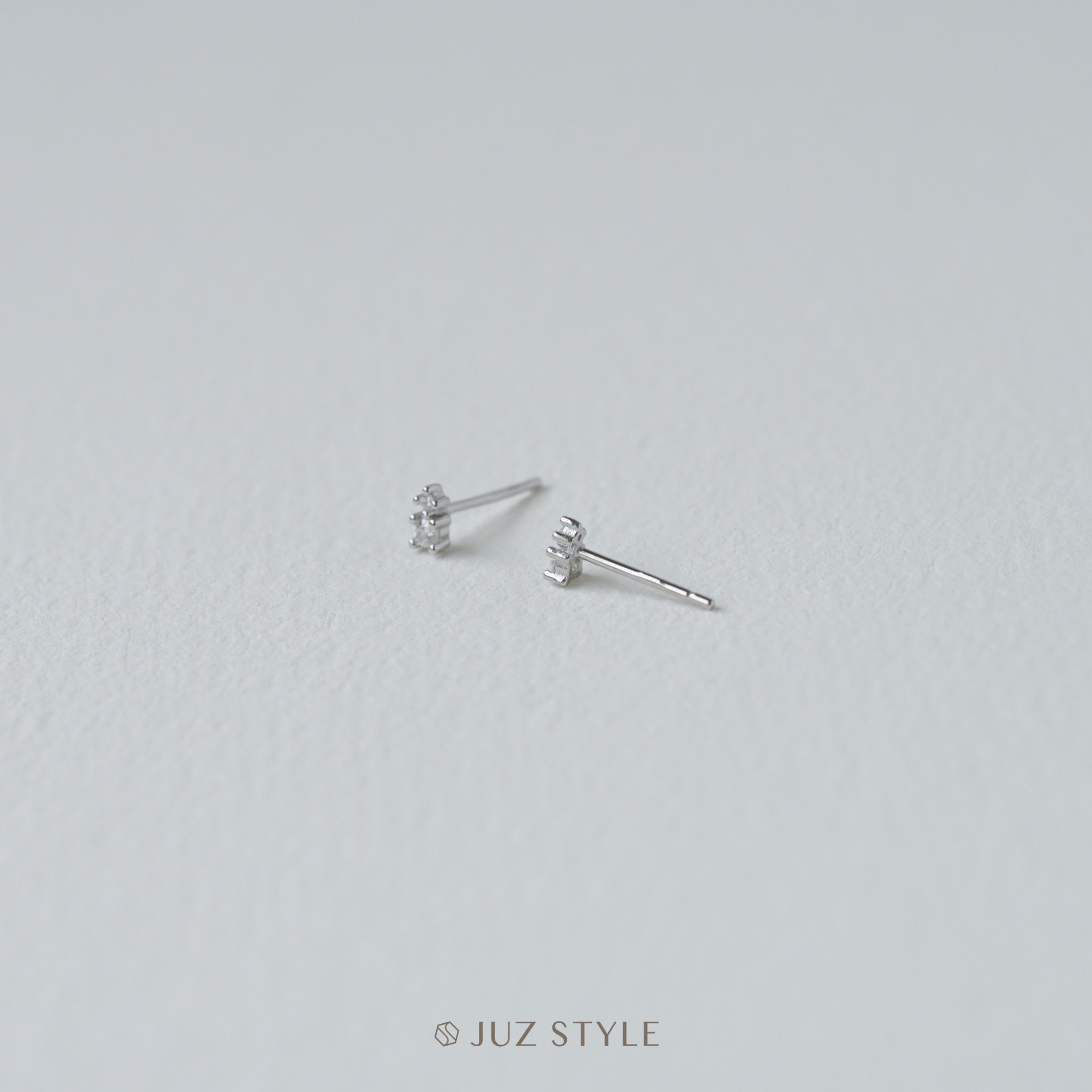  Bông tai bạc tiny cz 