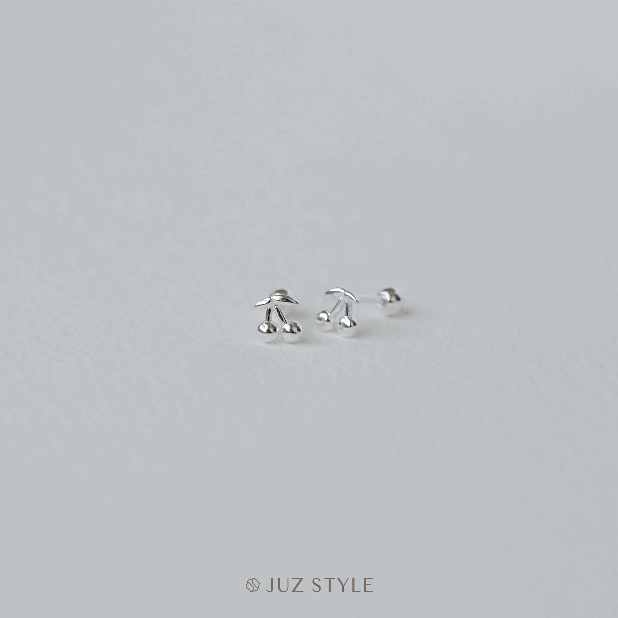  Bông tai bạc Cherries Ballstuds 