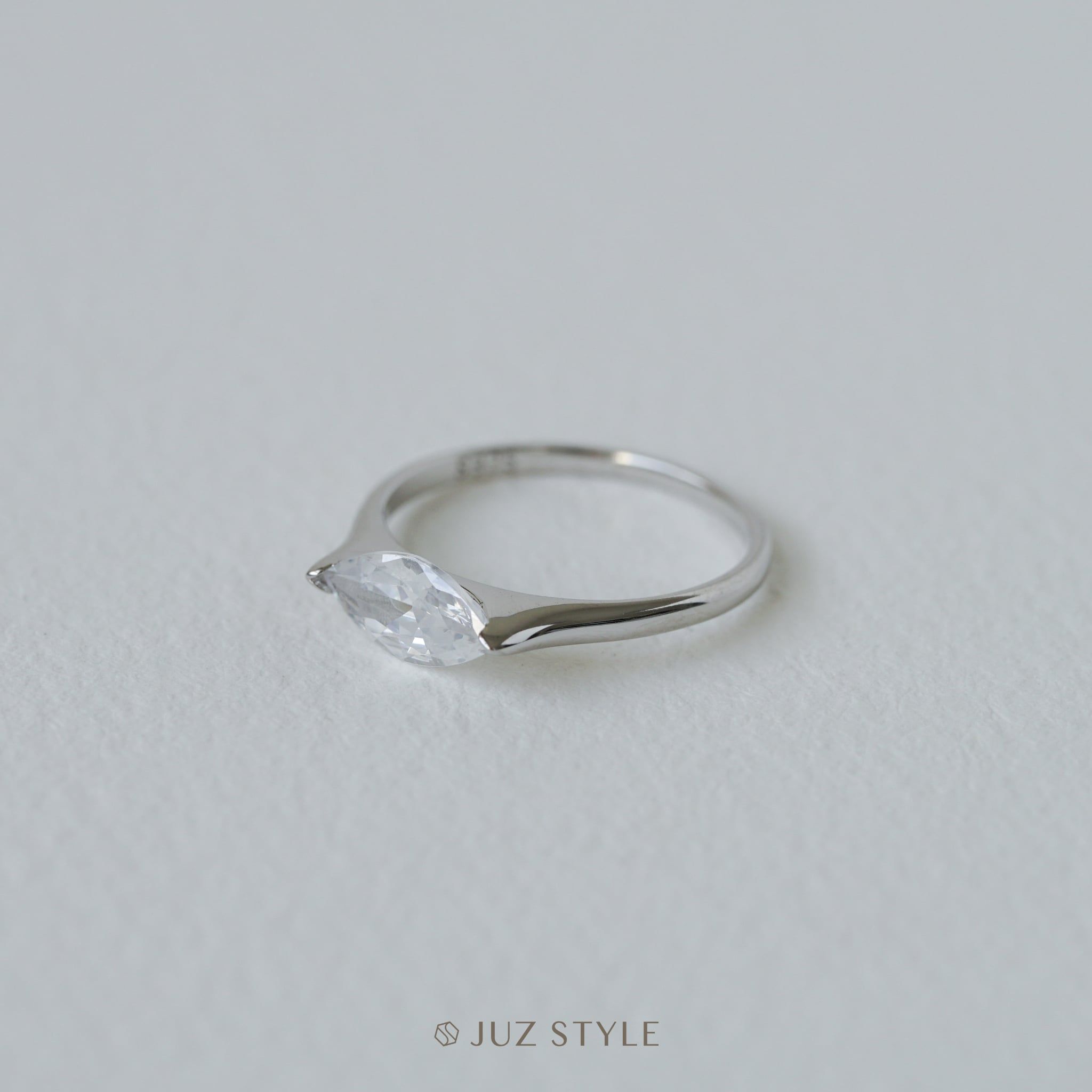  Nhẫn bạc Marquise Cz 