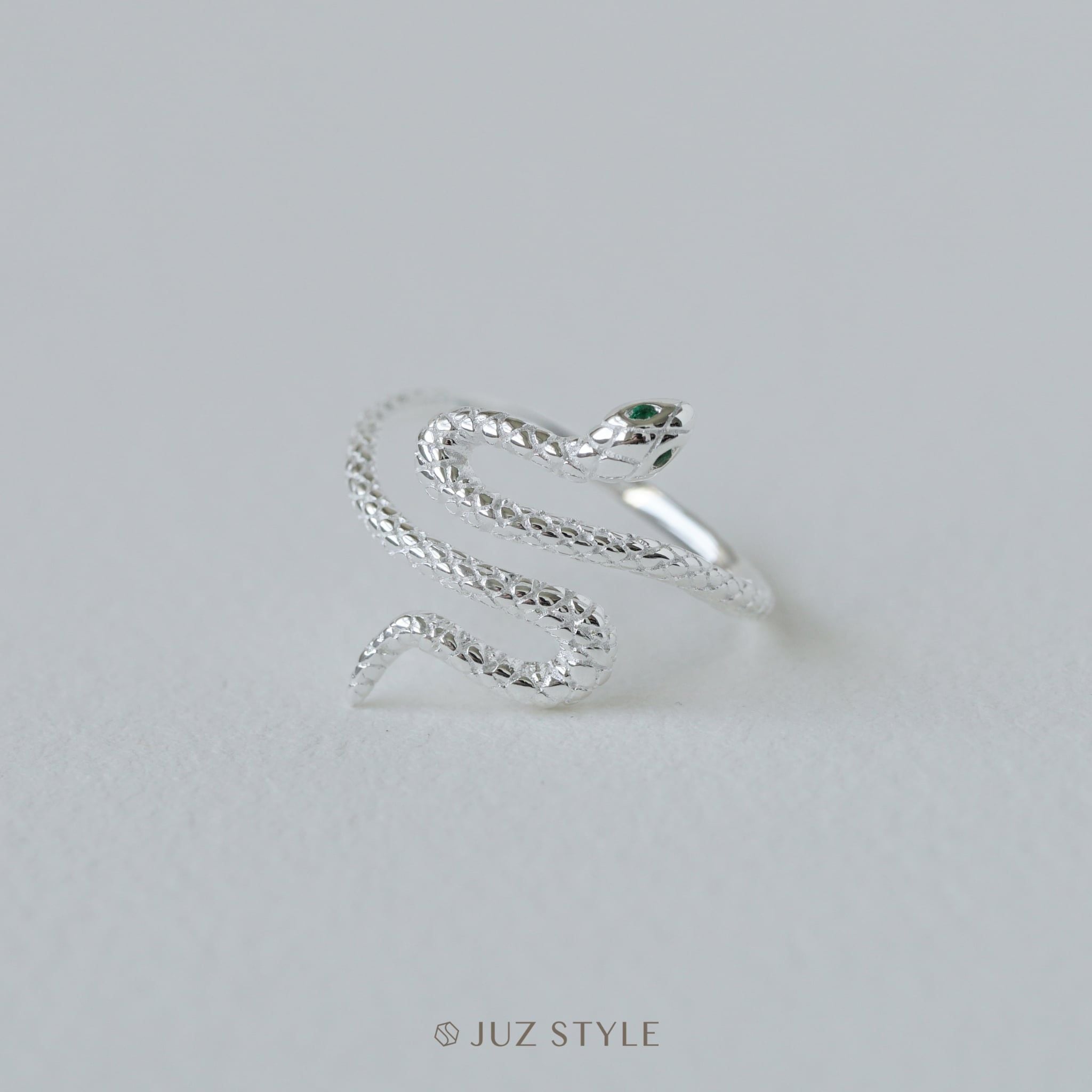  Nhẫn bạc Snake Green eyes 