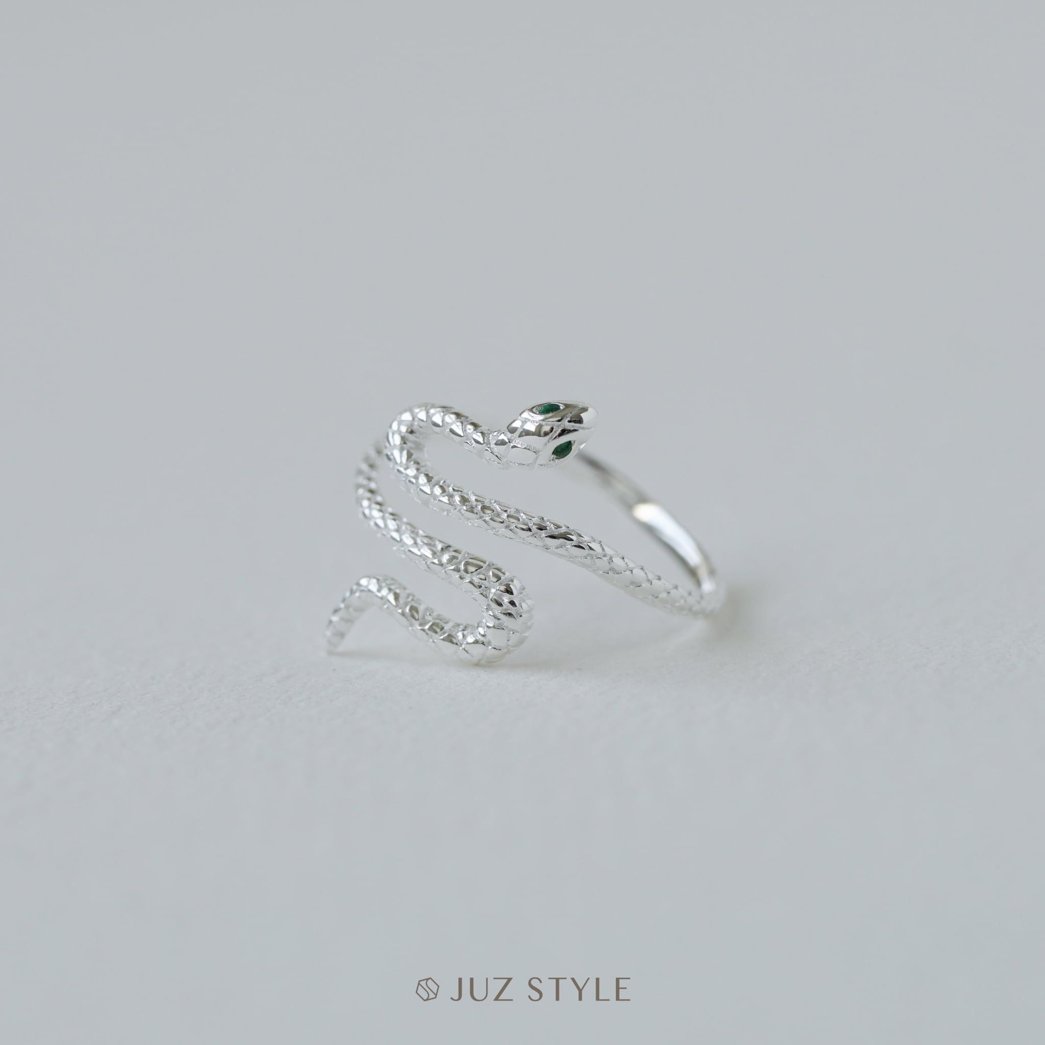  Nhẫn bạc Snake Green eyes 
