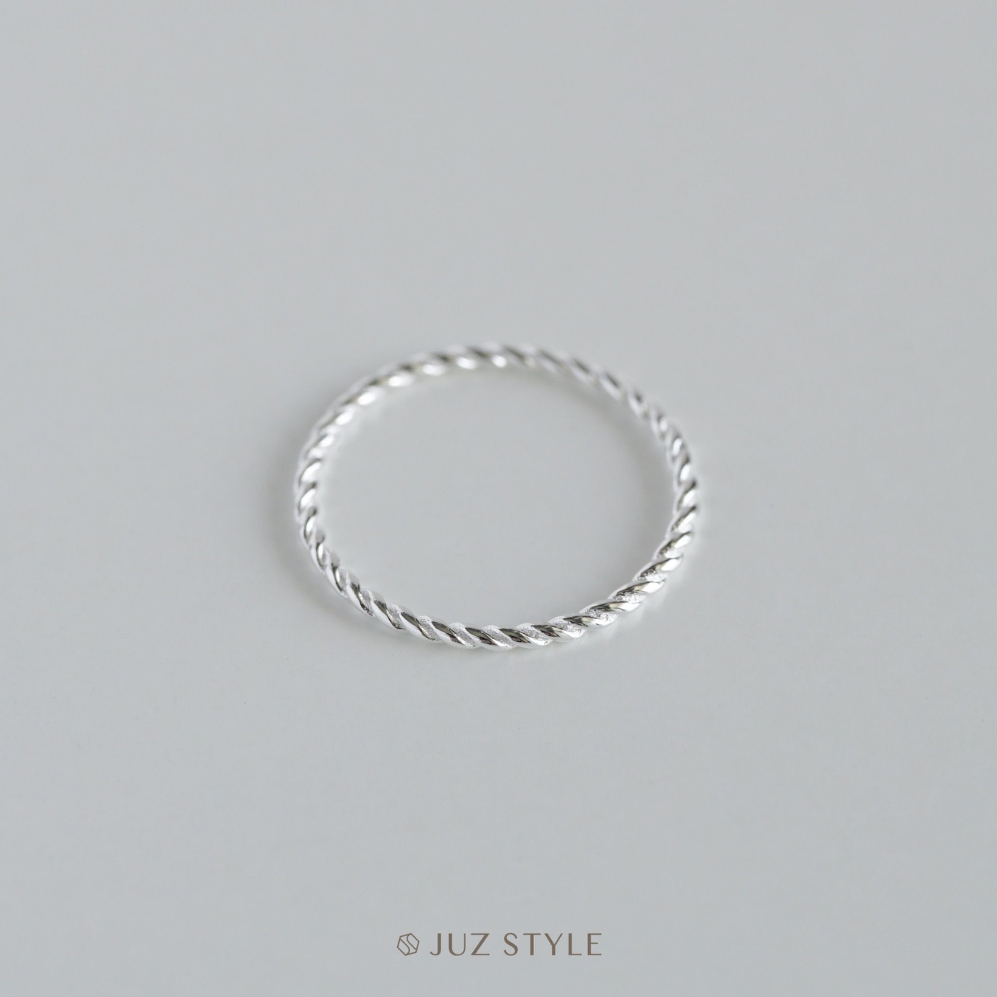  Nhẫn bạc Twisted 