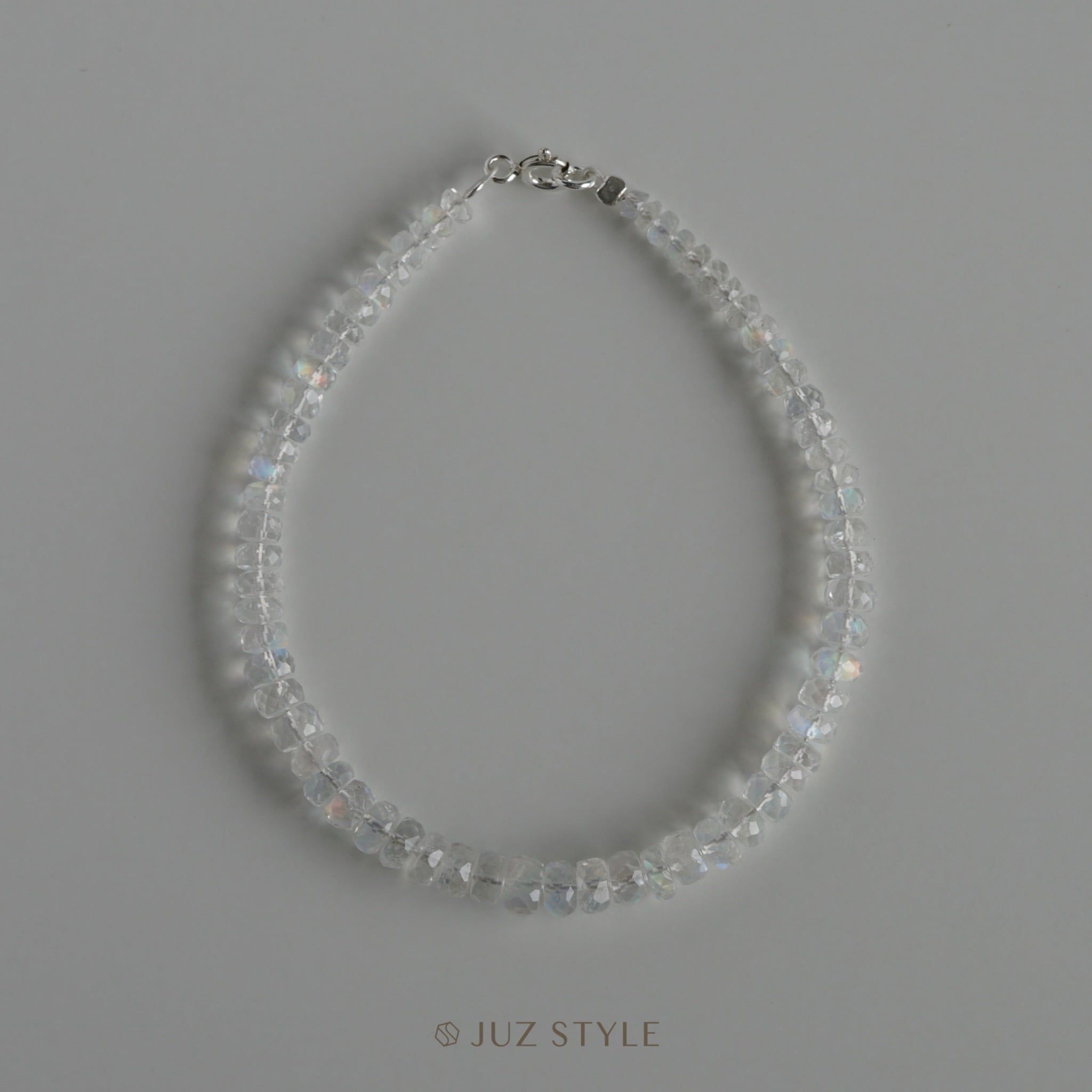  Vòng tay đá Rainbow Moonstone Madagascar (one of kind) 