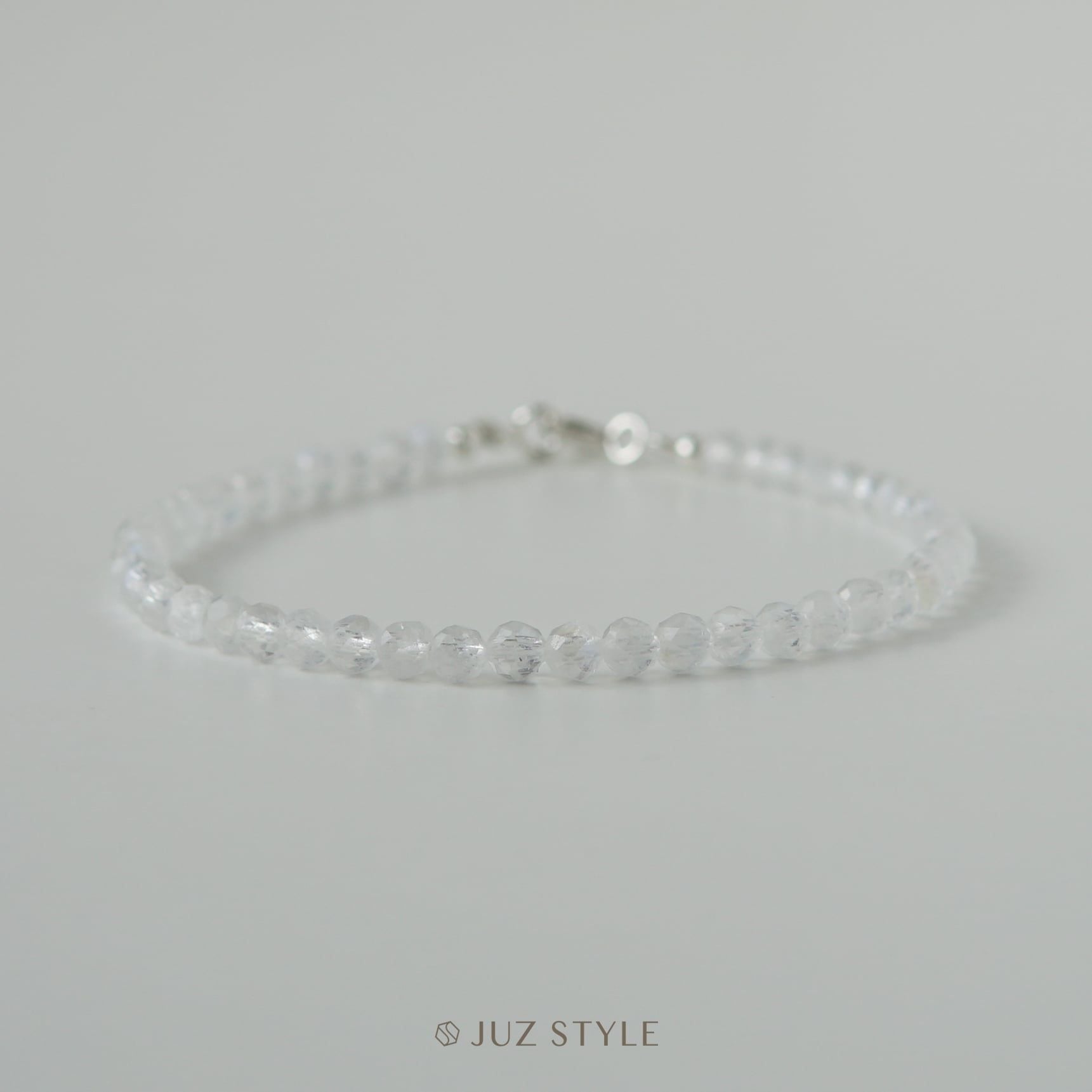  Vòng tay đá Rainbow moonstone 3.3mm 