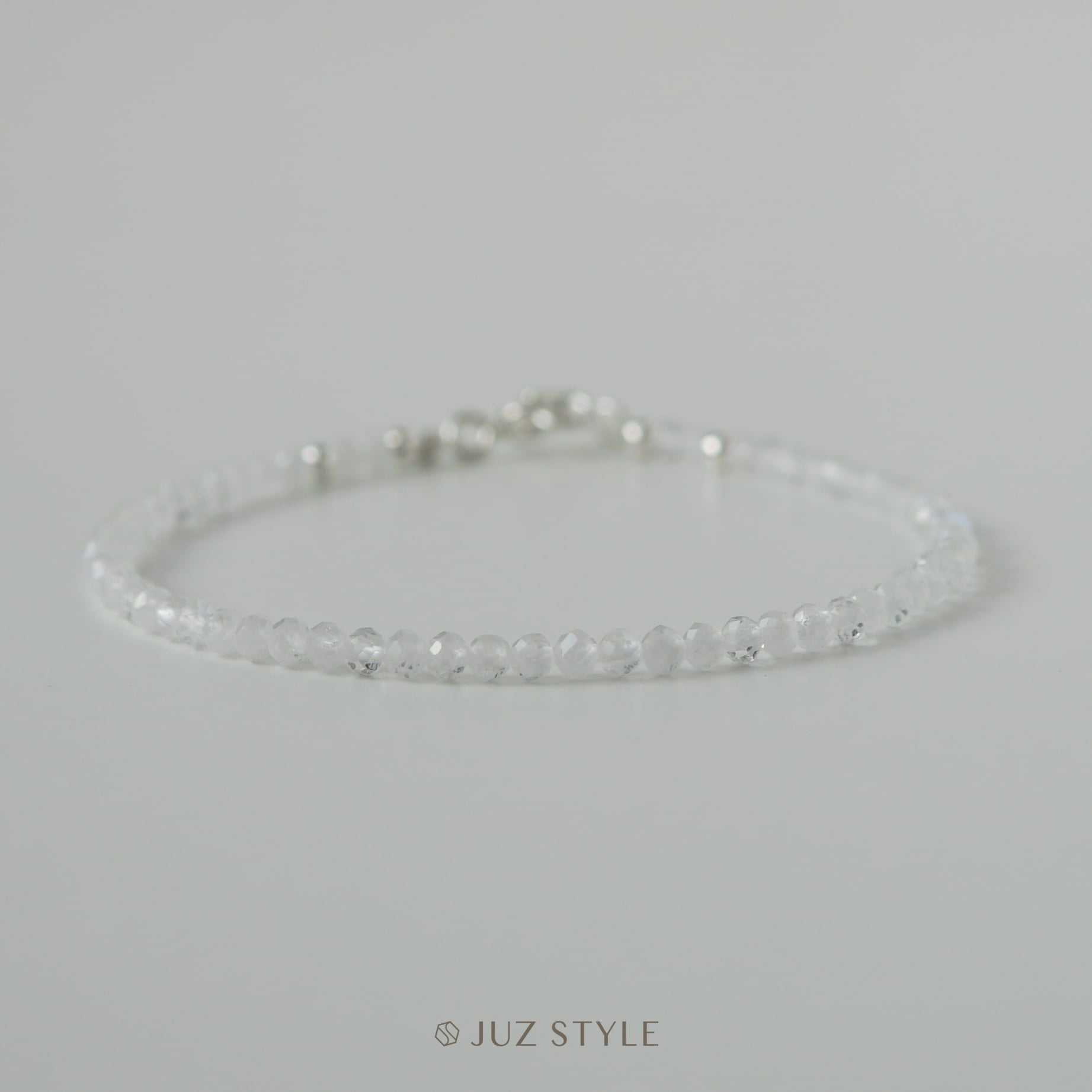  Vòng tay đá Rainbow moonstone 2.5mm 