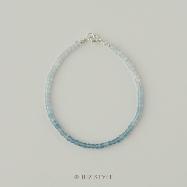  Vòng tay đá Aquamarine cube Ombré 2.3mm 
