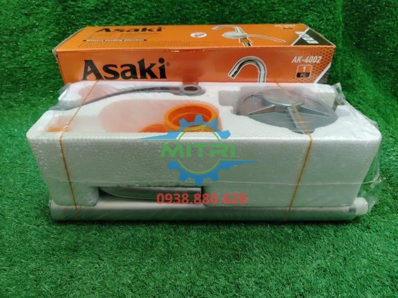 Bơm dầu quay tay bằng nhôm Asaki AK-4002 - hình ảnh sản phẩm thực tế 2