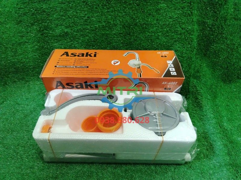 Bơm dầu quay tay bằng nhôm Asaki AK-4002 - hình ảnh sản phẩm thực tế 4