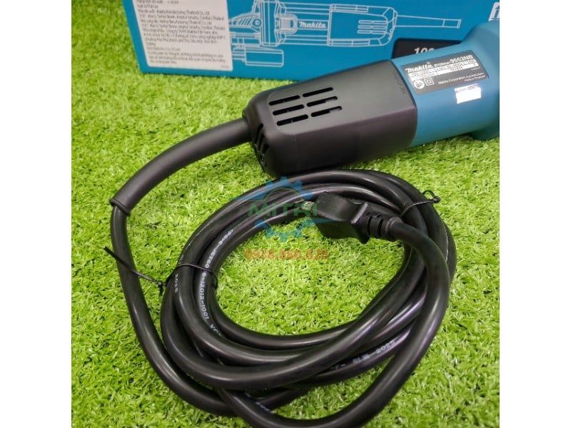 Máy Mài Góc Makita 9553NB 100mm 710W Chính Hãng – Nhỏ Gọn, Dễ Cầm, Phù Hợp Cơ Khí Và Sửa Chữa - hình ảnh sản phẩm thực tế 3