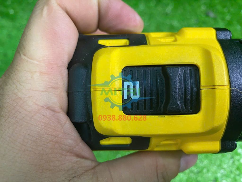 Máy Khoan Dewalt DCD709N 18V XR Chính Hãng Có Sẵn Tại Minh Triết - hình ảnh sản phẩm thực tế 5