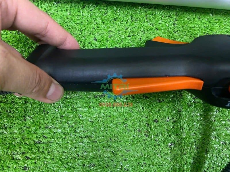 Máy Cắt Cỏ Đeo Lưng STIHL FR230 Chính Hãng – 2HP, 40.2cc, Có Sẵn Tại Minh Triết - hình ảnh sản phẩm thực tế 2