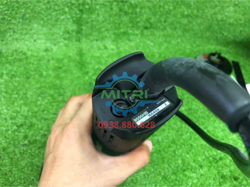 Máy mài góc Makita 9556HB 100mm 840W chính hãng giá tốt - hình ảnh sản phẩm thực tế 7