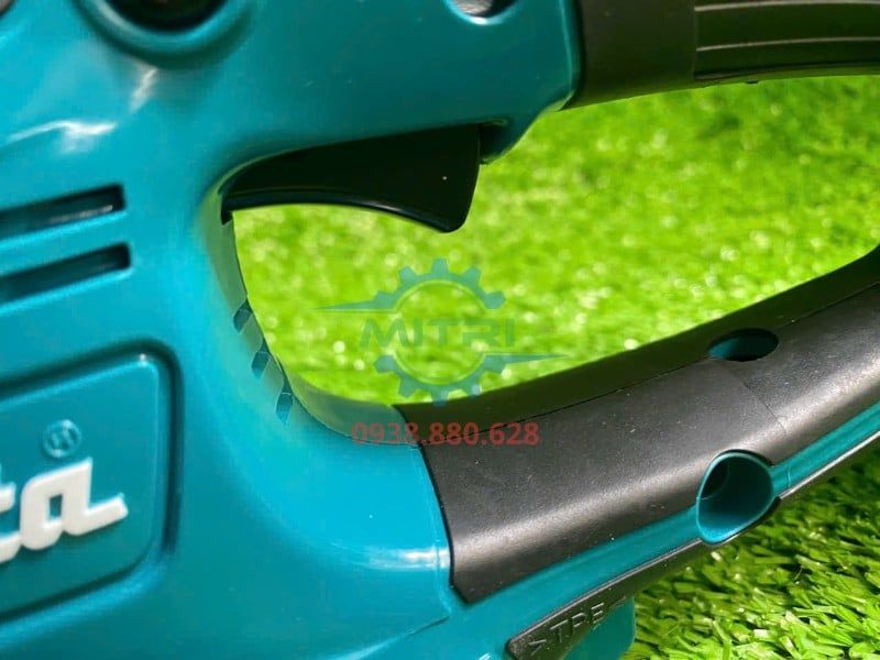 Máy Tỉa Hàng Rào Makita UH201DSY 12V Kèm Pin Sạc - hình ảnh sản phẩm thực tế 3